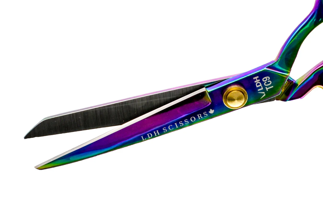 9.5" Prism Fabric Shears